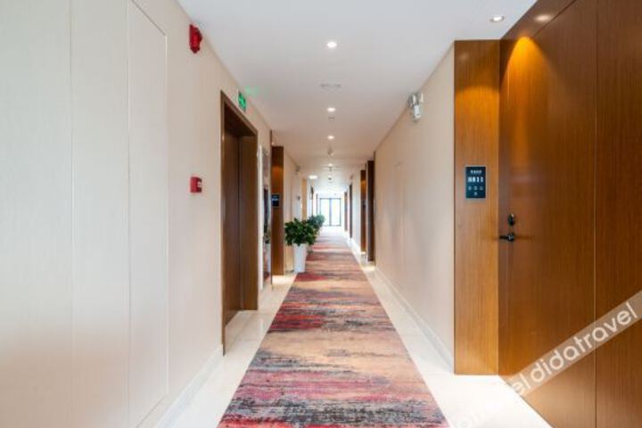 Hotel Interior 28 of 40