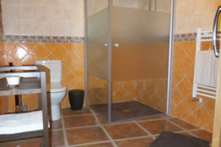 Room 3 of 21