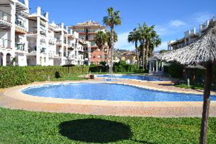 AP Costas Laguna Beach