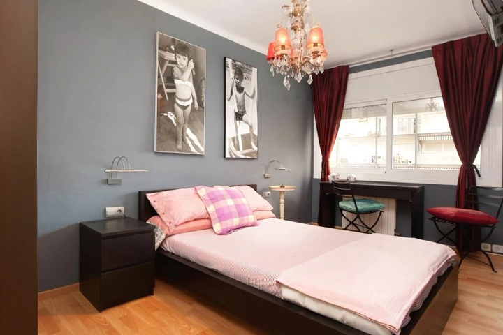Room 2 of 18