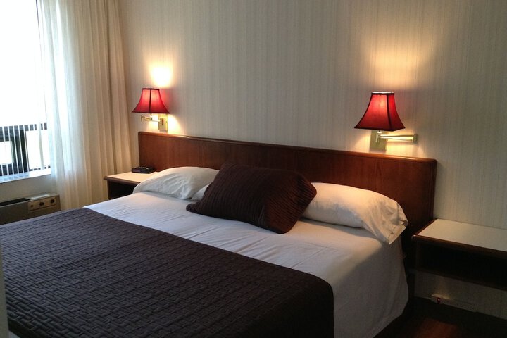 Room 14 of 34