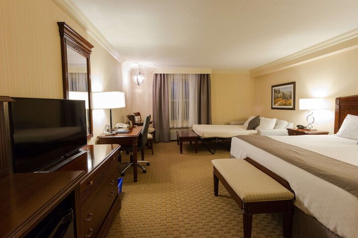 Room 27 of 44