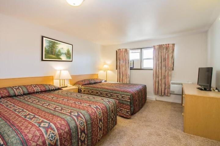 Room 12 of 34