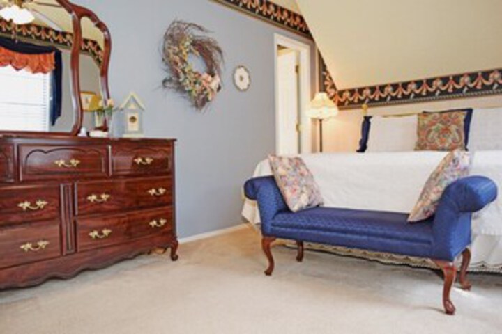 Room 16 of 23