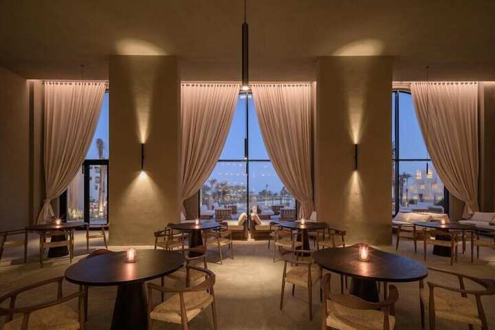 Dining 109 of 171