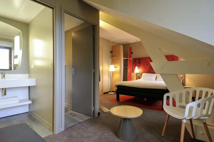 Room 22 of 92