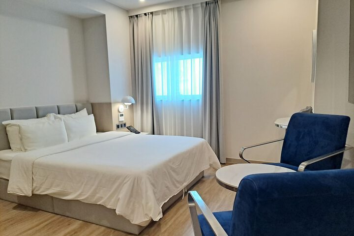 Room 19 of 52