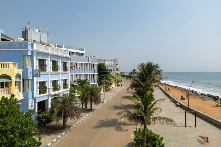 Hotel 37 of 38