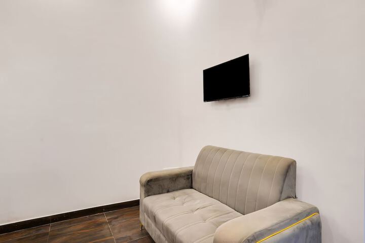Room 16 of 22