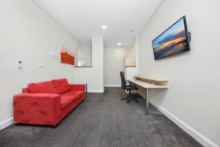 Room 16 of 48