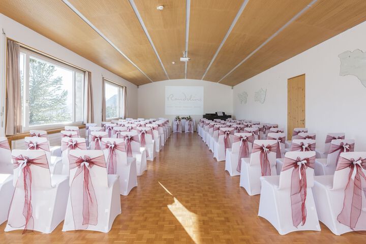 Ballroom/Hall 214 of 245