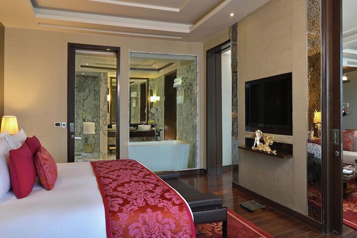 Room 18 of 55