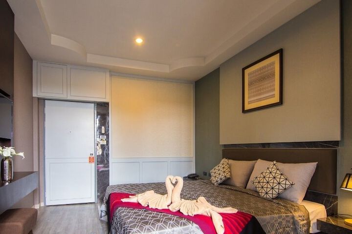 Room 15 of 54