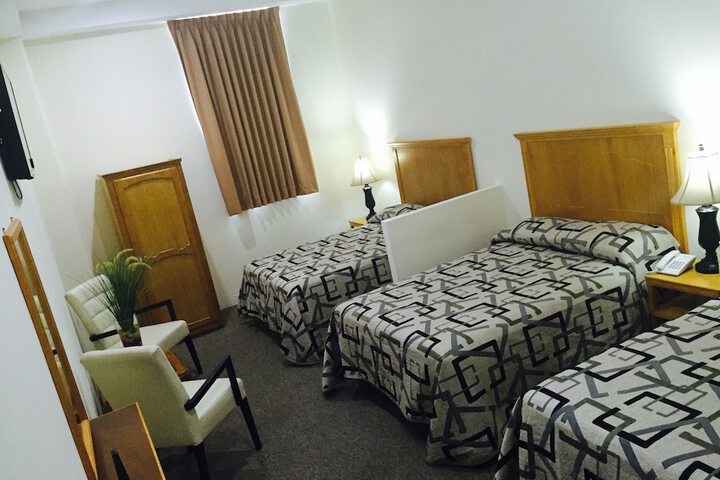 Room 3 of 46