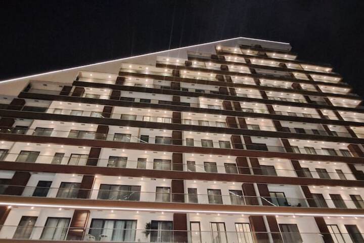 Hotel 127 of 136