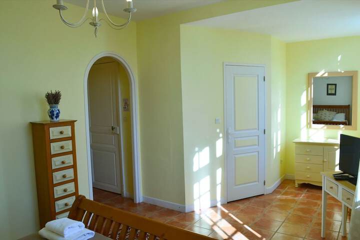 Room 10 of 61