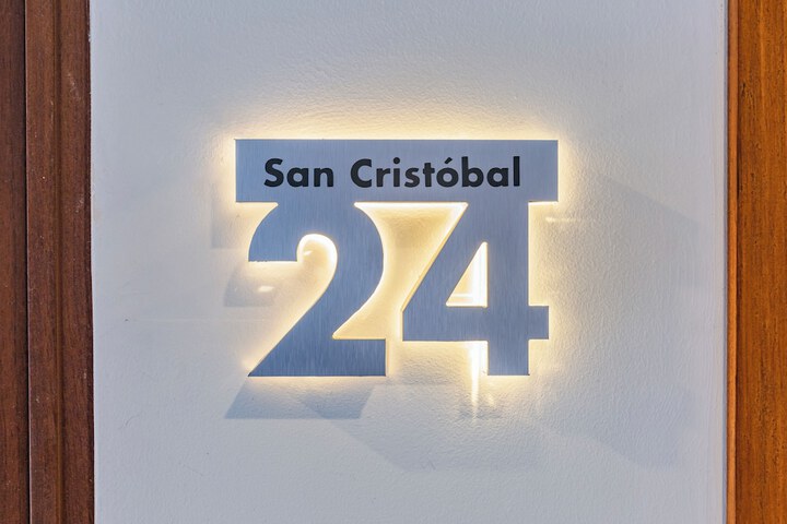 Room 130 of 329