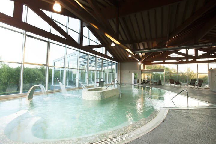 Hotel Pool