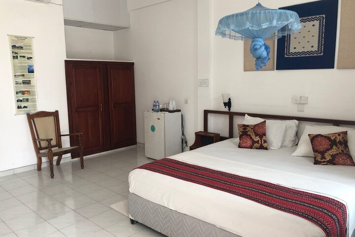 Room 14 of 68