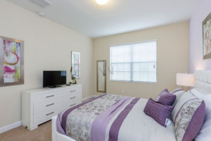 Room 295 of 687