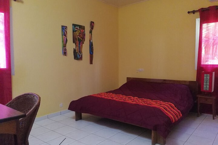Room 4 of 43