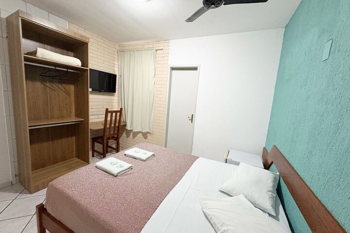 Room 25 of 44