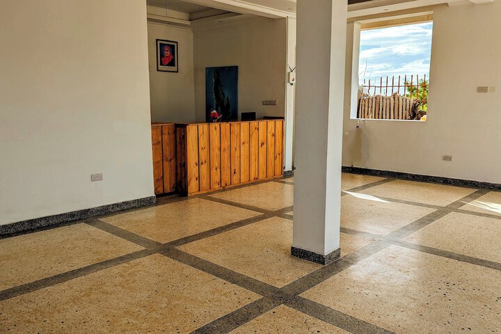 Hotel Interior 4 of 31