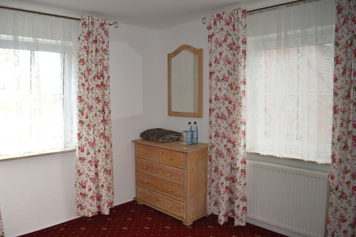 Room 17 of 101