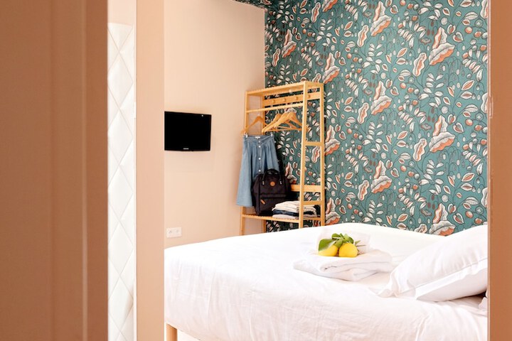 Room 14 of 68
