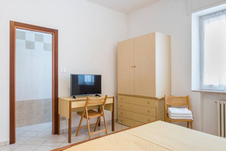 Room 21 of 60