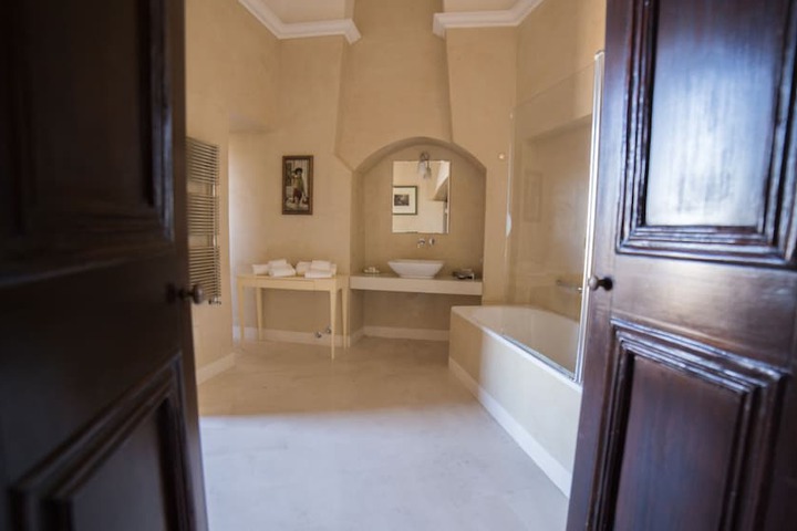 Room 16 of 47