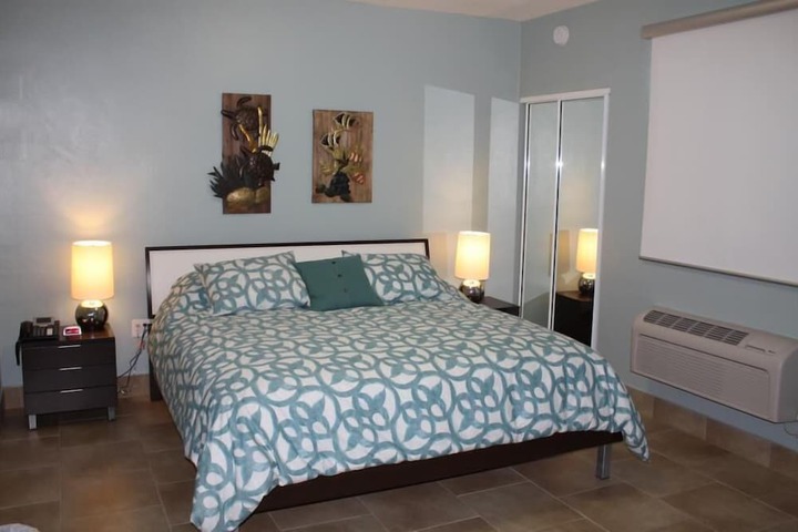 Room 7 of 23