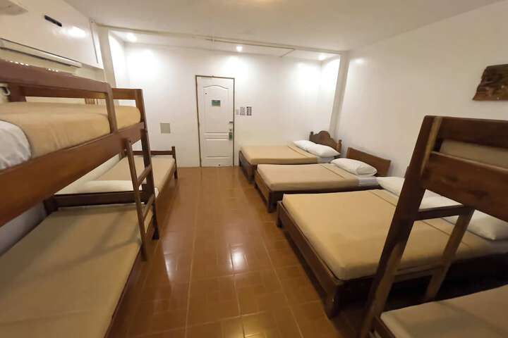 Room 15 of 72