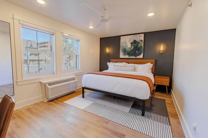 Room 20 of 34
