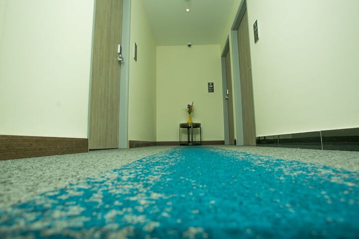 Ballroom/Hall 42 of 45