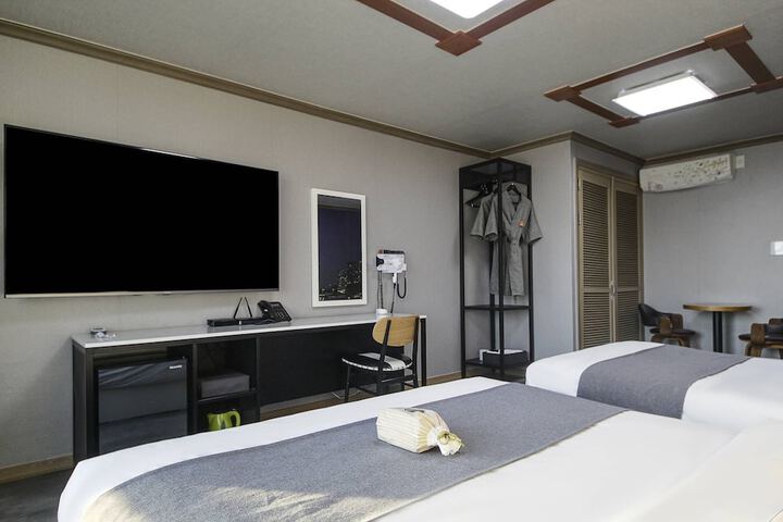 Room 20 of 139