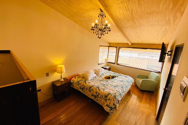 Room 13 of 80