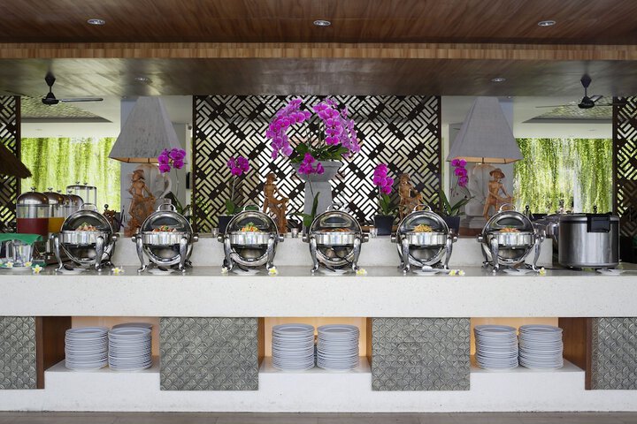 Dining Photos