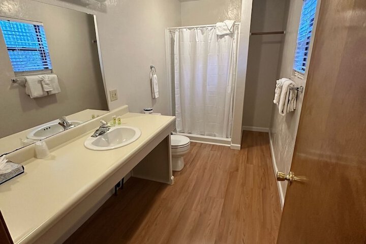 Room 76 of 89