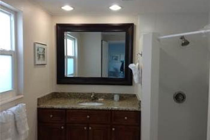 Room 3 of 11