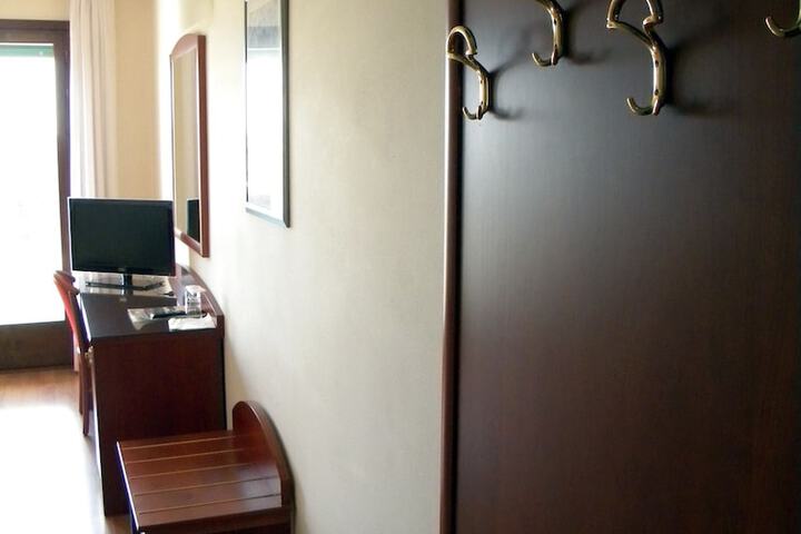 Room 21 of 58