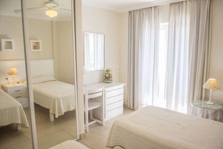 Room 7 of 53