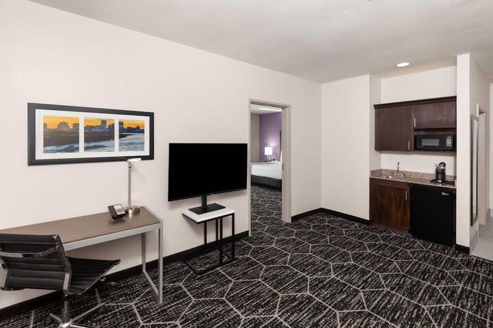 Room 20 of 36