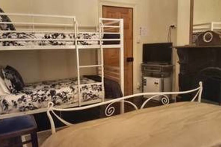 Room 62 of 89