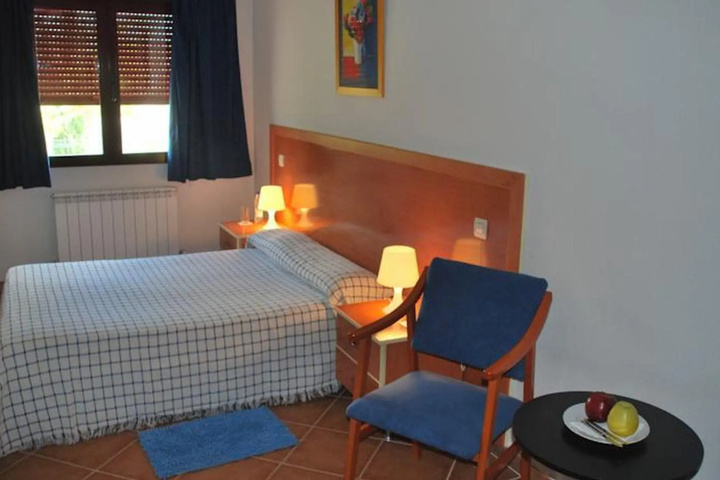 Room 3 of 18
