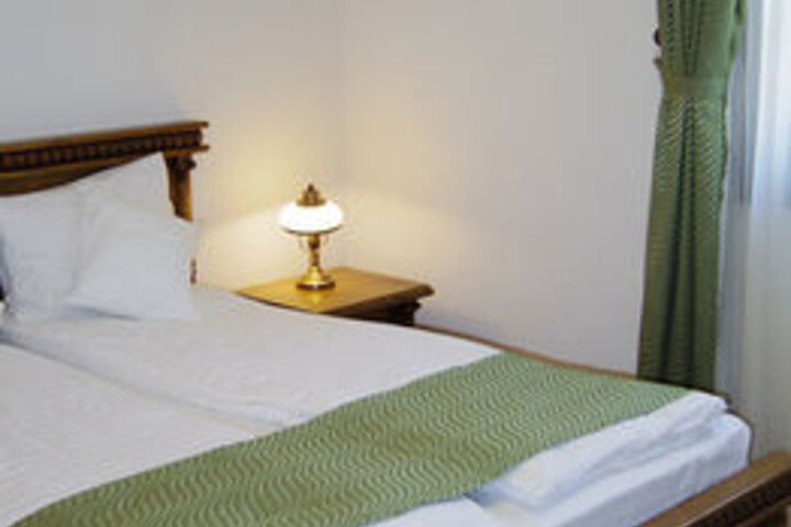 Room 25 of 67