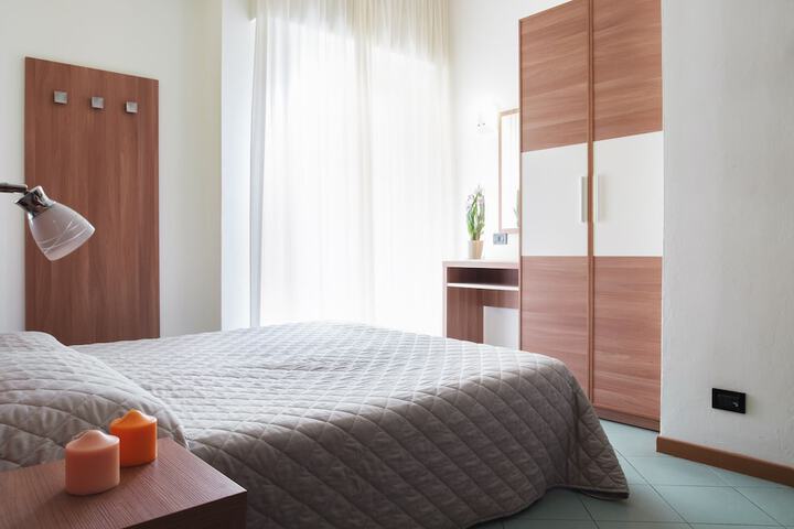 Room 25 of 72