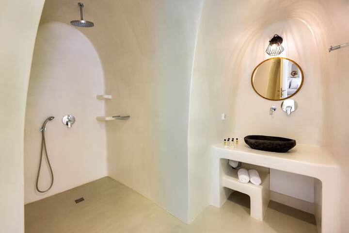 Room 60 of 79
