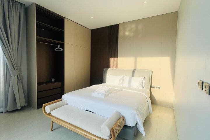 Room 71 of 107