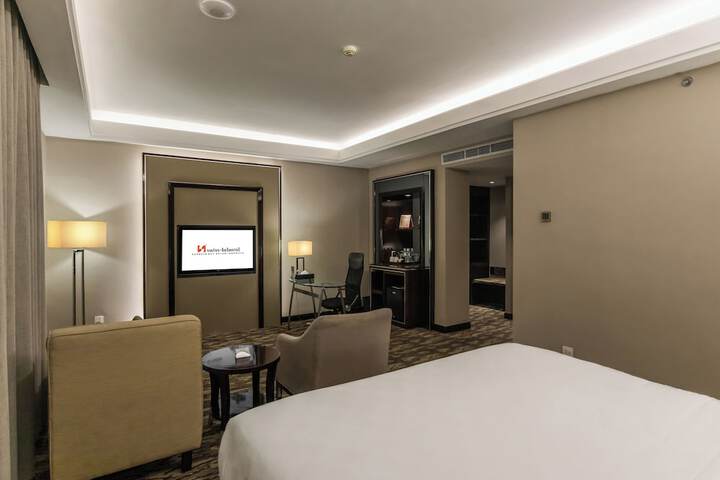 Room 13 of 69
